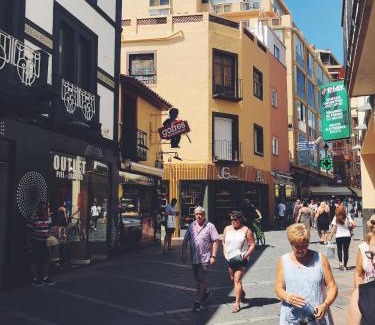 Benidorm Centro Apartment | Apartamentos La Gloria