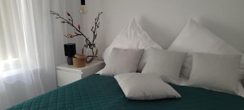 Jezow Sudecki Apartment | Apartamenty Pod Uwalonym Dębem