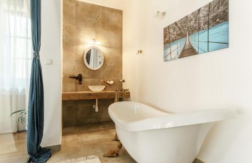 Bronowice Apartment | Apartamenty w Dworku Cheval
