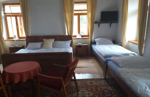 Snedovice House | Apartmán Chrpa