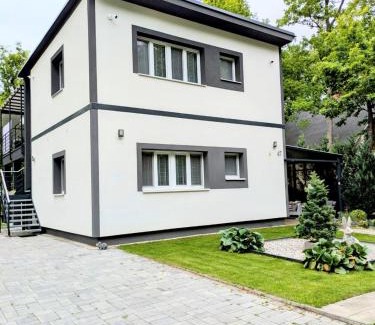 Sastin Apartment | Apartmán Kocka na Poschodí