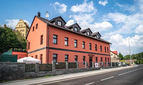 Trutnov Apartment | Apartmánový dům Sklípek