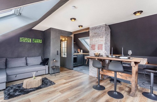 Schloss Holte-Stukenbrock Apartment | Apartment 'Industrial' with Wi-Fi