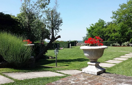 Calvagese della Riviera Apartment | Apartment in a charming ancient village.