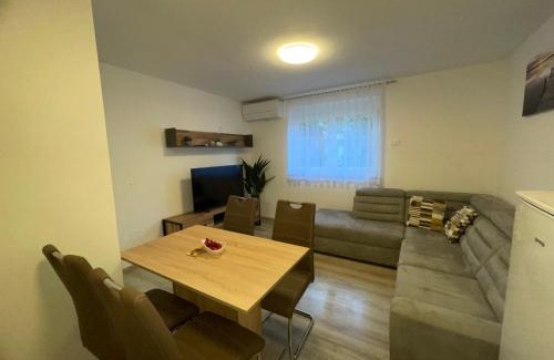 Zaga Apartment | APARTMA DŽANA