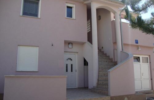 Razanac Apartment | Apartmani Ciprijan
