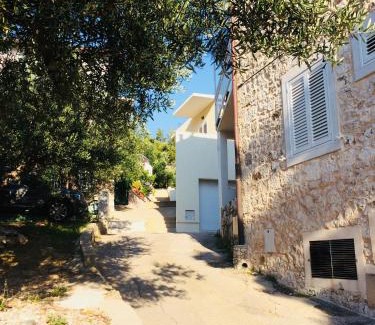 Milna Apartment | Apartmani Kronjac