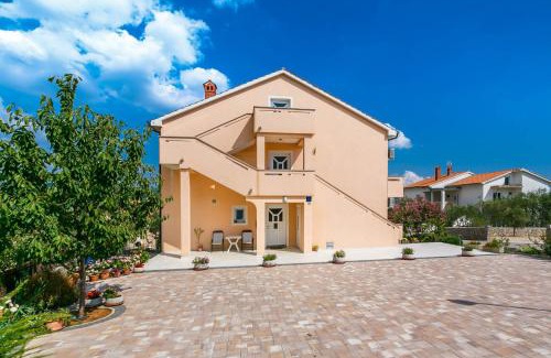 Kornic Apartment | Apartmani Luka
