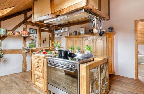 Bergenhausen Other | Apartment Kornspeicher (7-bed apartment) - Lindenhof apartments