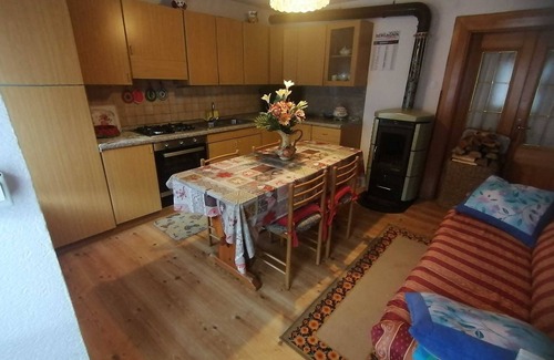 Santo Stefano di Cadore Apartment | Apartment 'Val Visdente 2' with Mountain View, Shared Garden and Wi-Fi