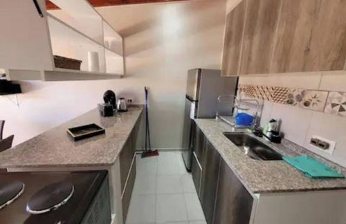 Arguello Apartment | Apartment 1-Top Floor-Manantiales Residence