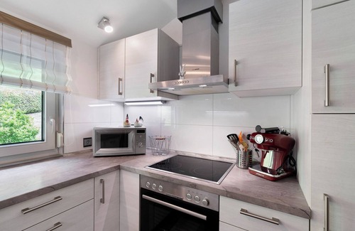 Enzklosterle Apartment | Apartment '1' with Private Terrace, Shared Garden and Wi-Fi