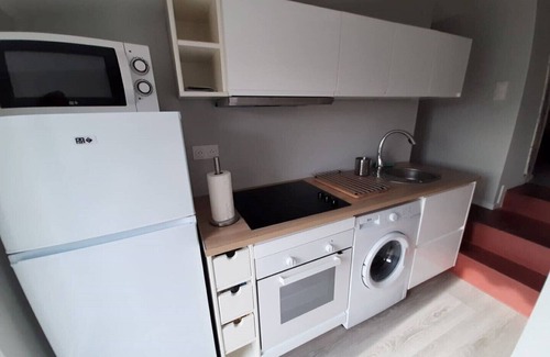Bourg-Saint-Andeol Apartment | Apartment 103 refurbished !07/2019 !35 m2 with terrace (sleeps 3)