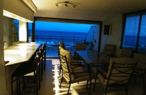Manaba Beach Apartment | Apartment ∙ 2 bedrooms ∙ 8 guests