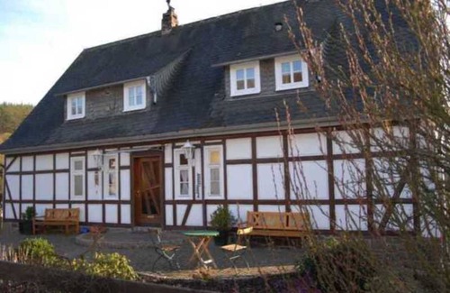 Lichtenfels Apartment | Apartment 2 - house on the forest