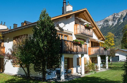 Andeer Apartment | Apartment ∙ 3 bedrooms ∙ 5 guests