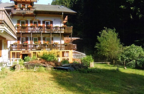 San Nicolo d'Ega Apartment | Apartment 5 on the spacious, cozy top floor
