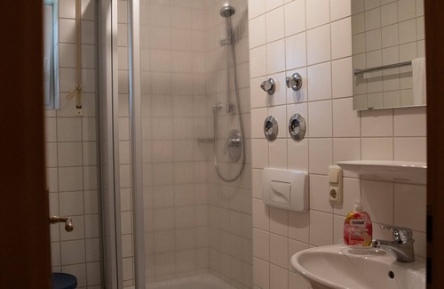 Witzmannsberg Apartment | Apartment-6 im OG-Balcony-Private Bathroom