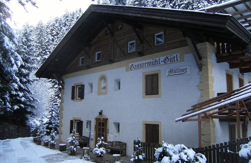 San Nicolo d'Ega Apartment | Apartment 6 in the spacious, cozy attic