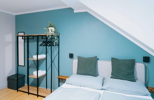 Groedig Apartment | Apartment 8 with balcony and in view of Untersberg