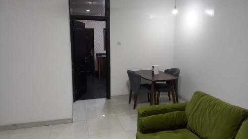 Ogbodjo Apartment | Apartment A2R Danny