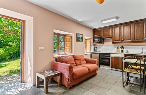 Cibuyo Apartment | Apartment 'Apartamento Narcea 1' with Mountain View, Private Terrace and Wi-Fi