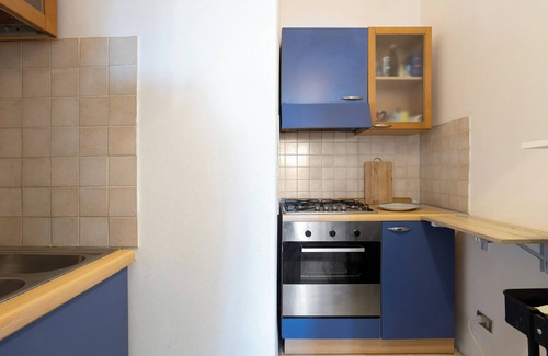 Marina di Carrara Apartment | Apartment 'Appartamento Mare Marina Di Carrara' with Sea View, Private Terrace and Wi-Fi