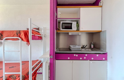 Le Barcares Apartment | Apartment 'Appart T2 30m2 2em Etage' with Lake View, Private Pool and Private Terrace