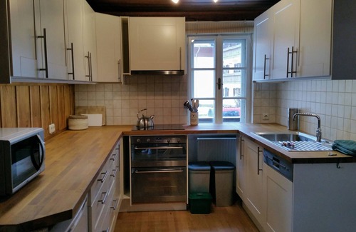 Muhlbach im Pinzgau Apartment | Apartment "Aquamarin" in traditional Austrian wooden chalet