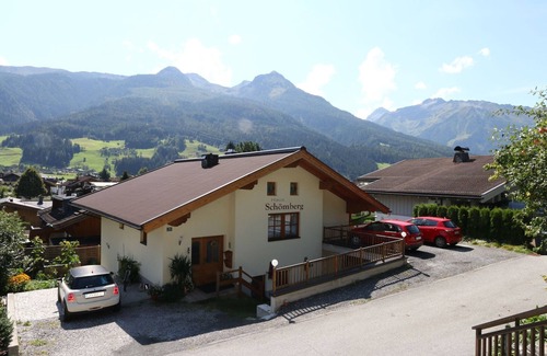 Bramberg am Wildkogel Apartment | Apartment in Bramberg near Ski Lift & Wildkogel