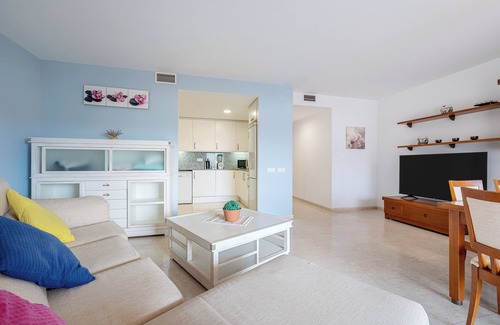 Cubelles Apartment | Apartment 'Ática Blue Sea' with Sea View, Wi-Fi and Air Conditioning