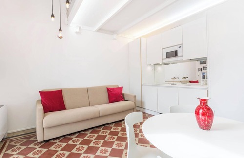 Lecco Apartment | Apartment "Bellagio amorevole dimora in Lecco" with Air Conditioning