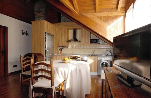 Borrastre Apartment | Apartment 'Cambolino' with Mountain View, Private Terrace and Wi-Fi