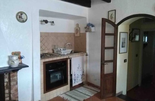 Pantasina Apartment | Apartment 'Casa Camilla' with Private Terrace and Private Garden