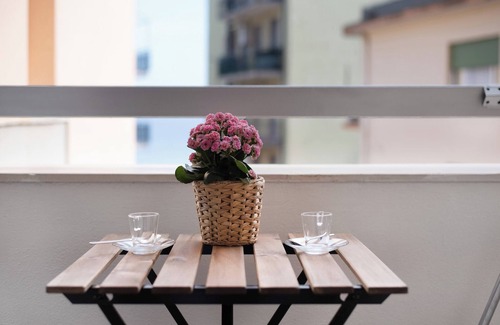 Cogoleto Apartment | Apartment 'Casa Cogoleto Terrace and Parking' with Sea View, Wi-Fi and Air Conditioning