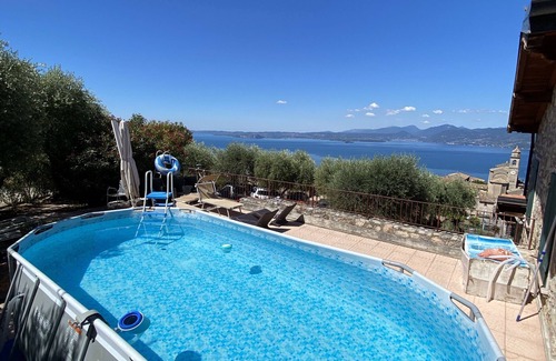 Albisano Apartment | Apartment 'Casa Jessica' with Lake View, Garden & Wi-Fi