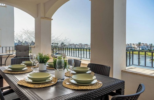 Roldan Apartment | Apartment "Casa Verde" with Mountain View, Shared Pool & Wi-Fi