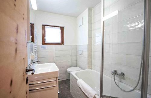 Celerina-Schlarigna Apartment | Apartment Chesa Mulin by Interhome