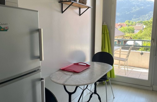Annecy Apartment | Apartment classified * T2 South terrace private parking 10 minutes walk from the old town