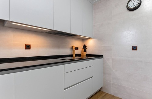 Arriondas Apartment | Apartment 'Comarca Del Sella' with Mountain View and Wi-Fi