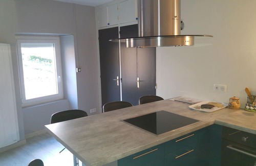 Coubon Apartment | APARTMENT COMPLETELY RENOVATED THE 1st FLOOR IN PEACE