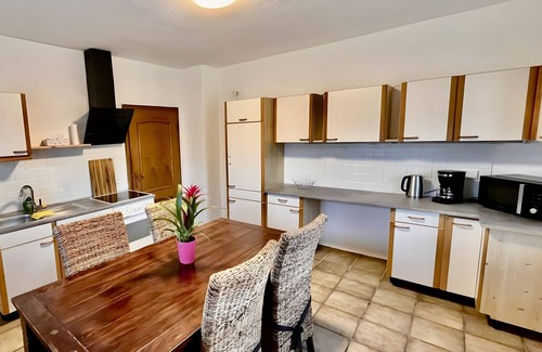 Lohr am Main Apartment | Apartment 'Cozy Apartment in Lohr am Main' with Wi-Fi