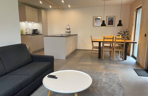 Rum Apartment | Apartment - Cozy - in the Forest – Self Check-In & Parking