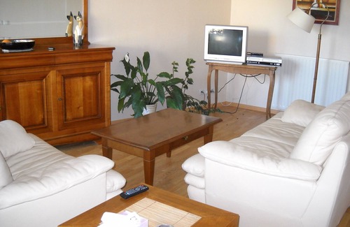 Oloron-Sainte-Marie Apartment | Apartment downtown Oloron Sainte Marie 4 persons