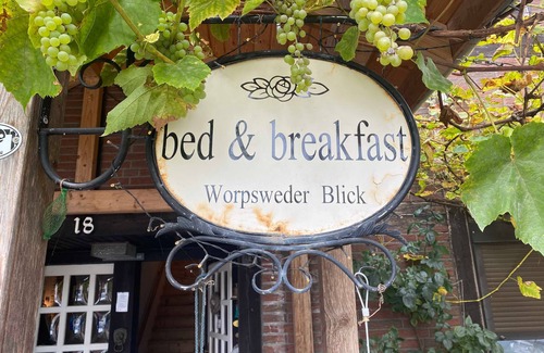 Osterholz-Scharmbeck Apartment | Apartment with terrace - bed&breakfast Worpsweder Blick