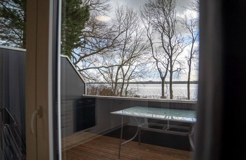 Ekenis Apartment | Apartment 17 in the Schleiblick apartment house with a direct view of the Schleiblick