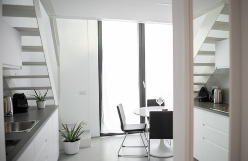 Guastalla Apartment | Apartment-Deluxe-con Soppalco-Ensuite with Shower