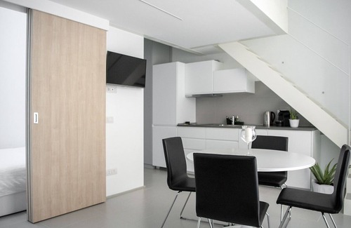 Guastalla Apartment | Apartment-Deluxe-con Soppalco-Ensuite with Shower
