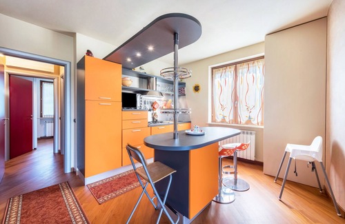 Soiano del Lago Apartment | Apartment 'Dimora Del Lago - Oasi Con Piscina' with Shared Pool