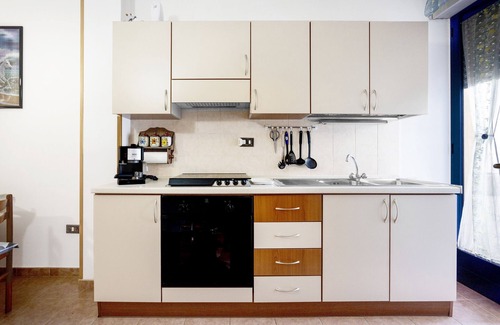 Otranto Apartment | Apartment 'Dimora Giusy' with Private Terrace and Air Conditioning